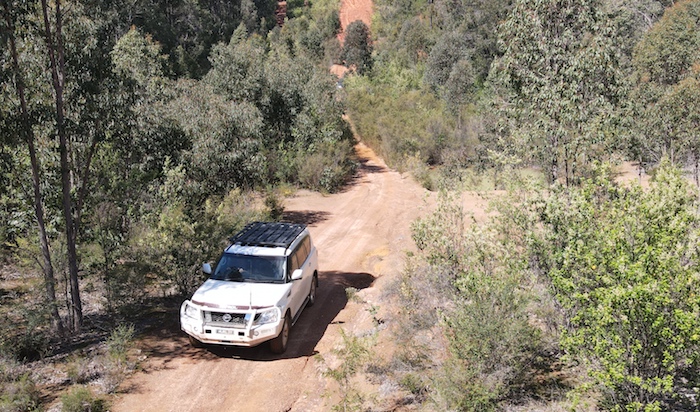 Paul and Imogen in the Y62 finish the powerline.