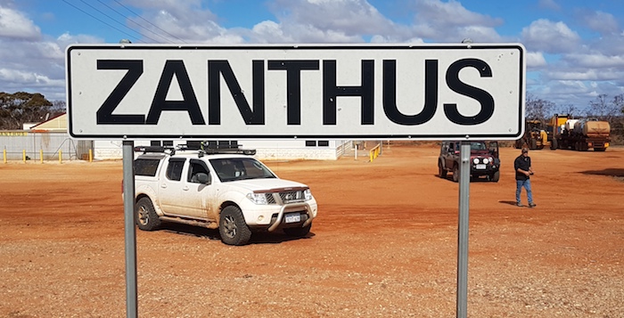 Mushy's Navara and James's Wrangler at Zanthus.