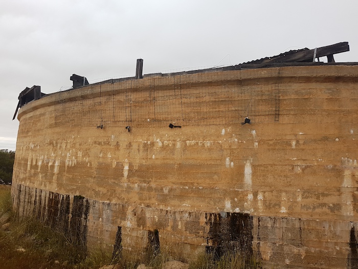 Difficult to see, however, the fairy lights spell ‘Xantippe’.