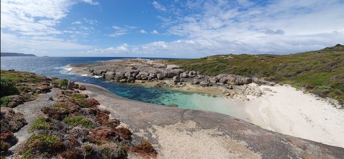 Beautiful small bay to the west of Boat Harbour.