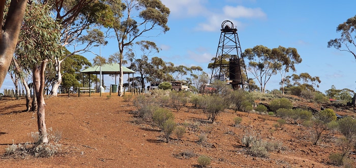 Lions Lookout, Coolgardie.