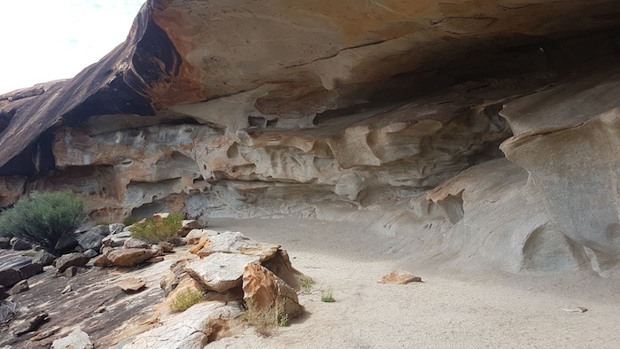 The cave is a tafone.